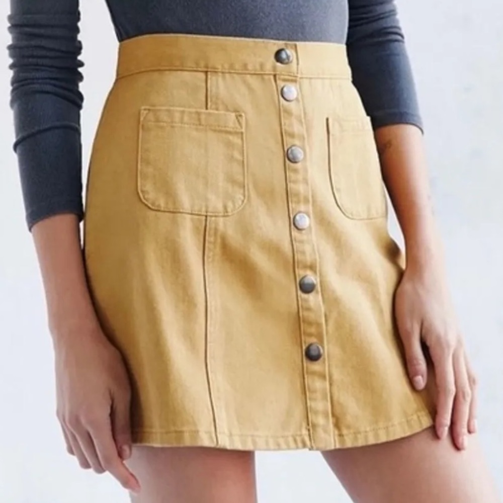 BDG urban outfitters, BDG, mustard, 100% cotton, snap front, Denim skirt, size S